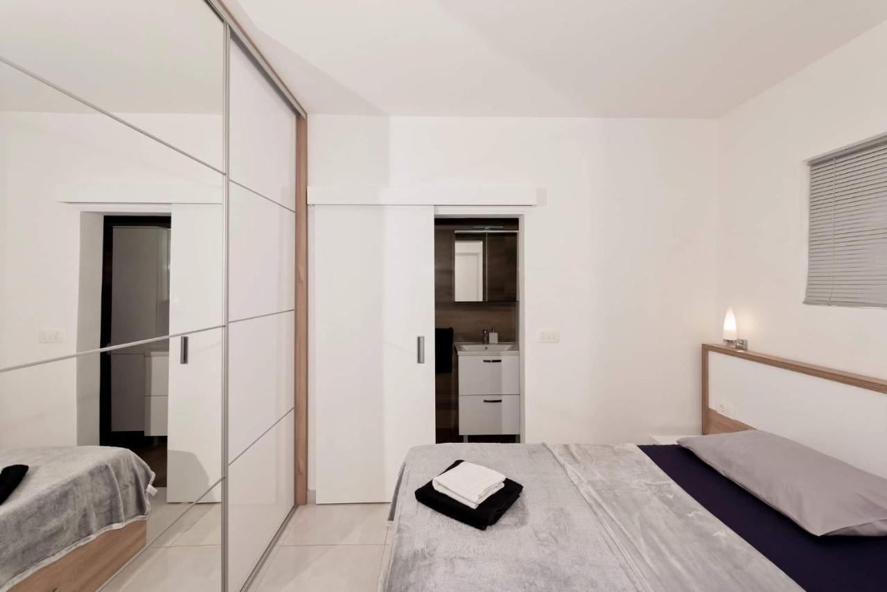 Apartment White Pearl Ražanac Zewnętrze zdjęcie