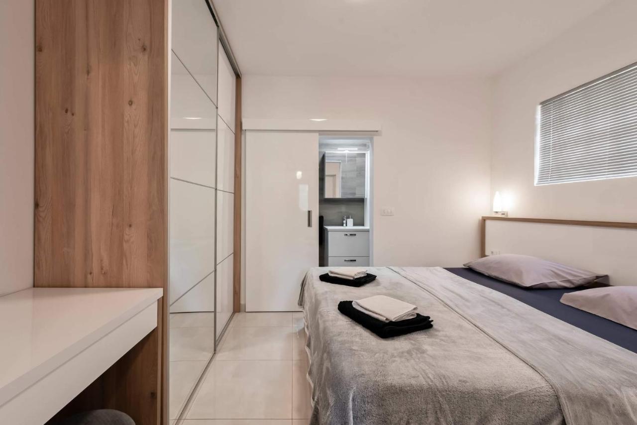 Apartment White Pearl Ražanac Zewnętrze zdjęcie